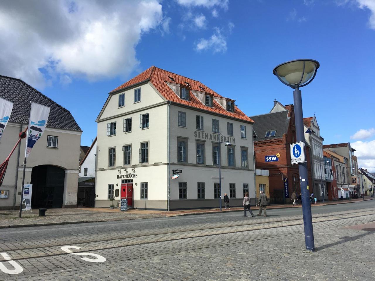 Seemannsheim Hostel Flensburg Exterior photo